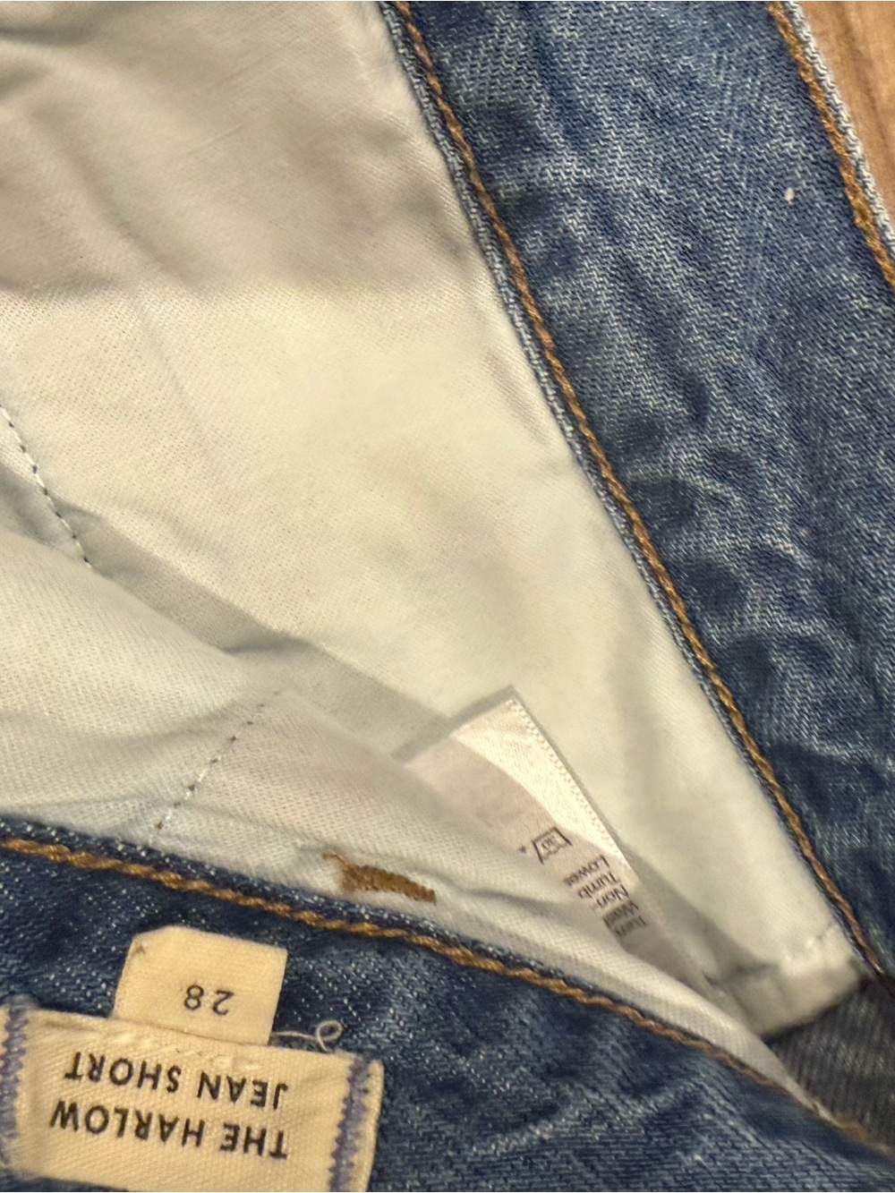 EUC Madewell Harlow denim shorts. Size 28 ~$85 - Picture 8 of 8